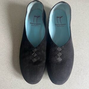 Thierry Rabotin‎ Lightweight Flats black suede size 38.5 (8) womens